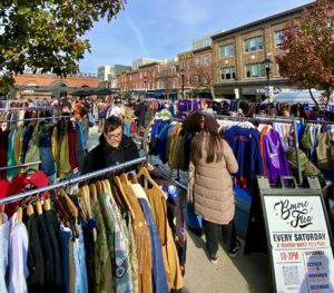 A crowd shopping at Bmore Flea