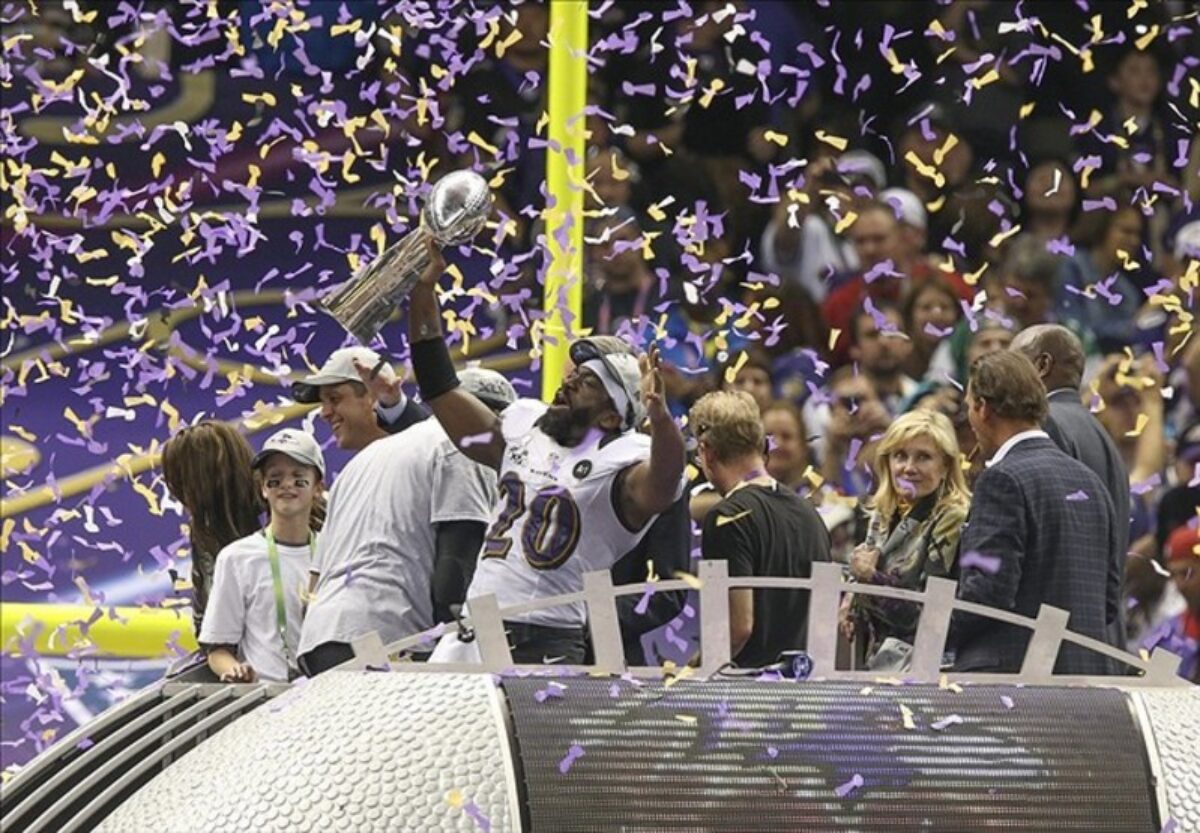 Ravens Players making Confetti Angels