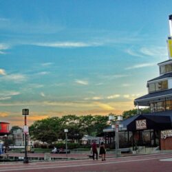 McCormick & Schmick’s Seafood & Steaks