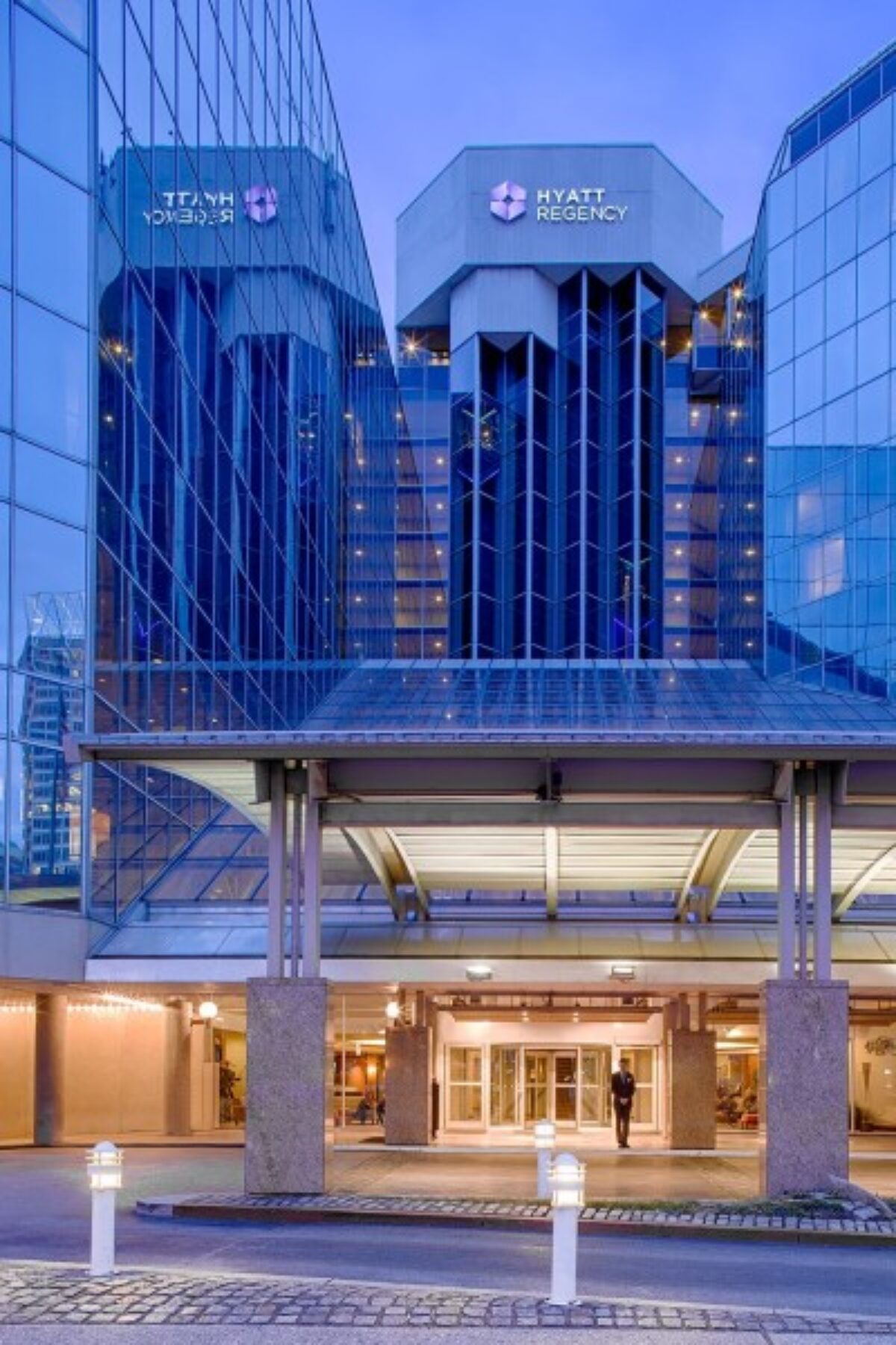 Hyatt Regency Baltimore Inner Harbor Hotel Entrance