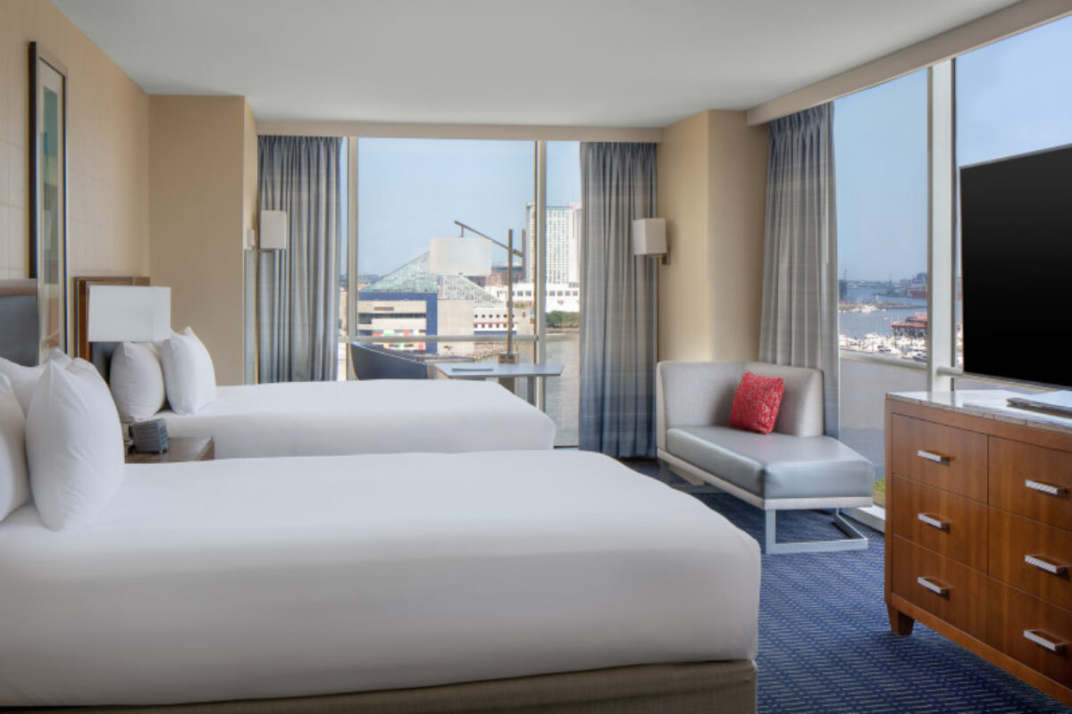 Hyatt Regency Baltimore Inner Harbor Superior Suite Bedroom