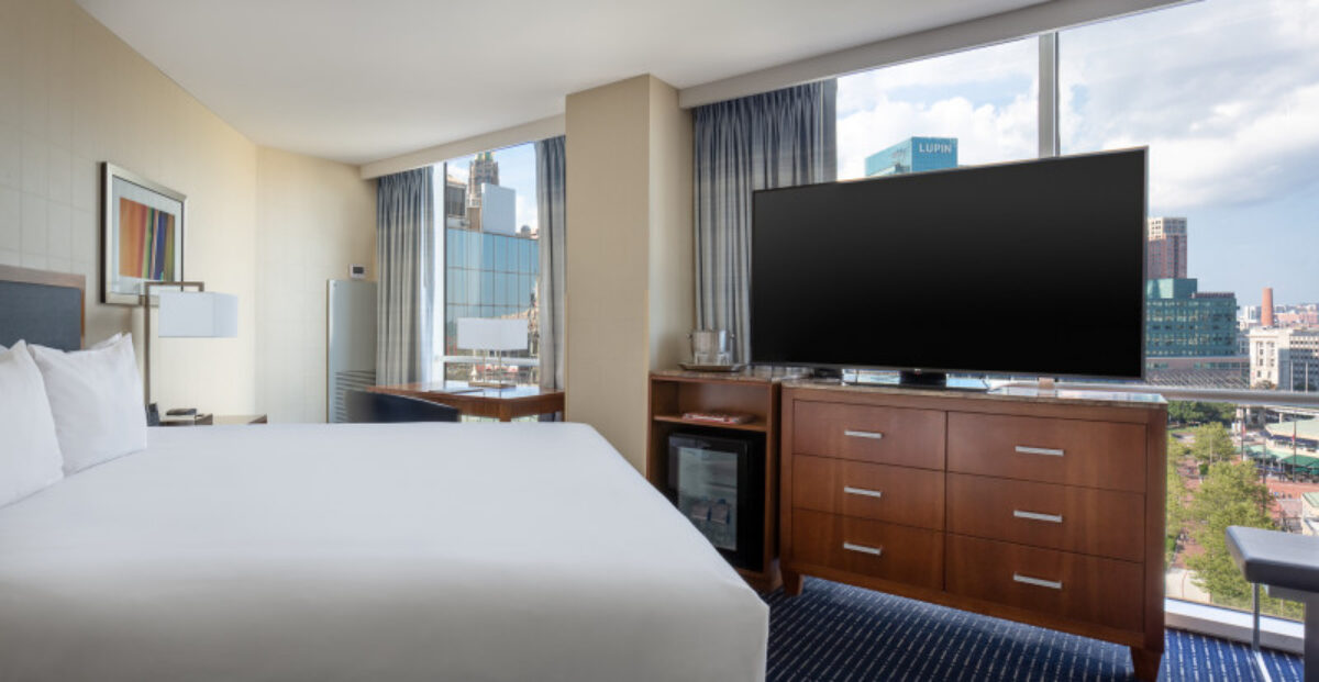 Hyatt Regency Baltimore Inner Harbor Superior Suite Bedroom (King)