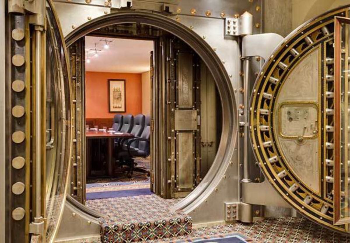 SpringHill Suites by Marriott Baltimore Inner Harbor The Vault Board Room