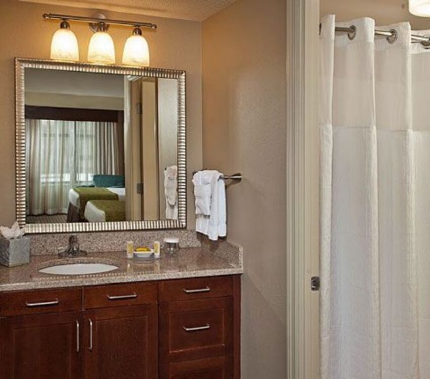Residence Inn by Marriott Baltimore Downtown/Inner Harbor Bathroom