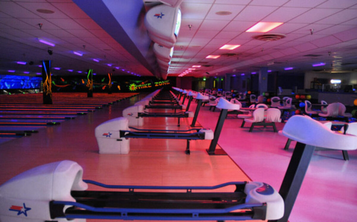 Shake & Bake Family Fun Center