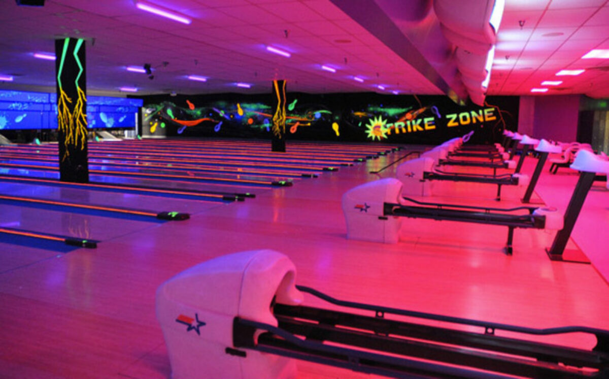 Shake & Bake Family Fun Center