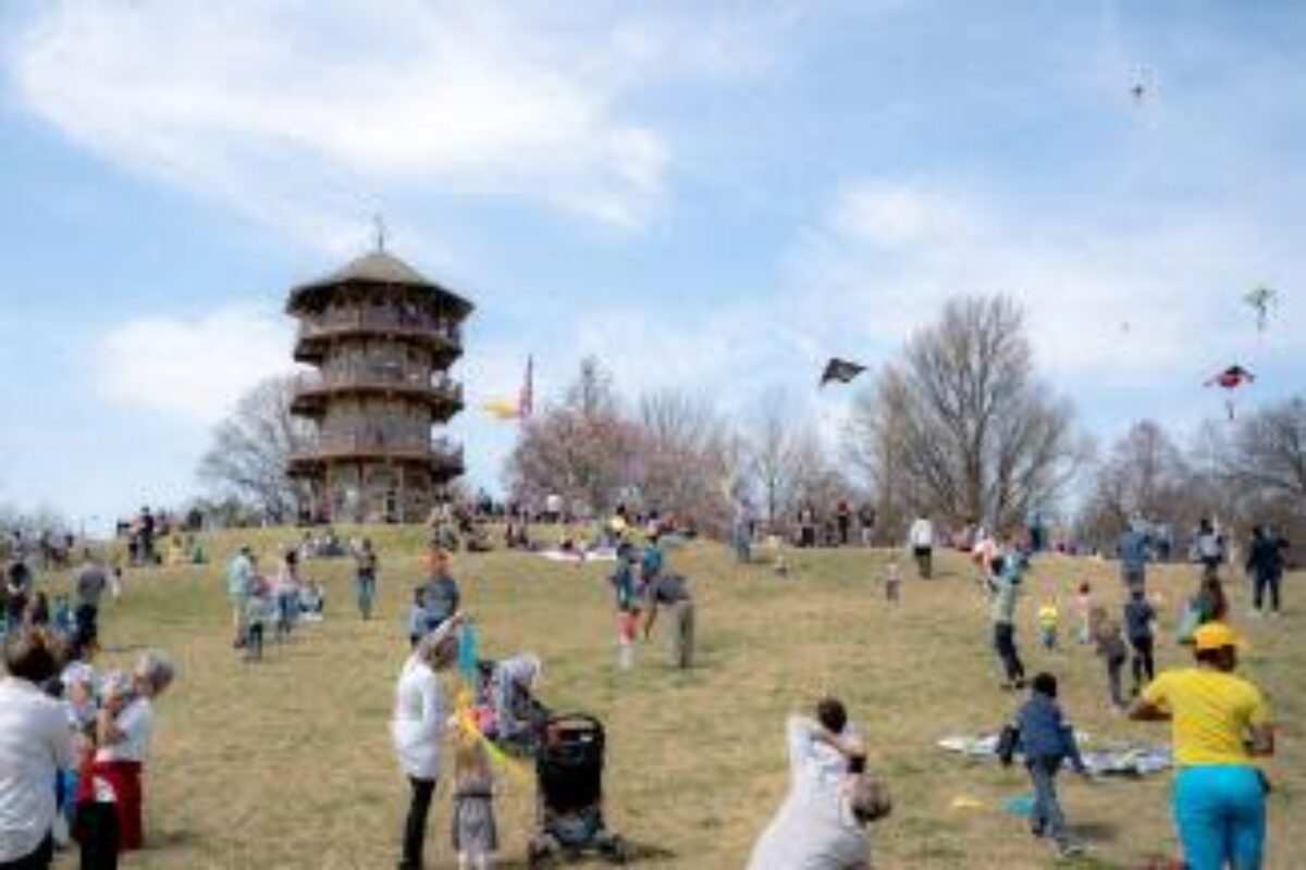 The Big Baltimore Kite Fest Visit Baltimore