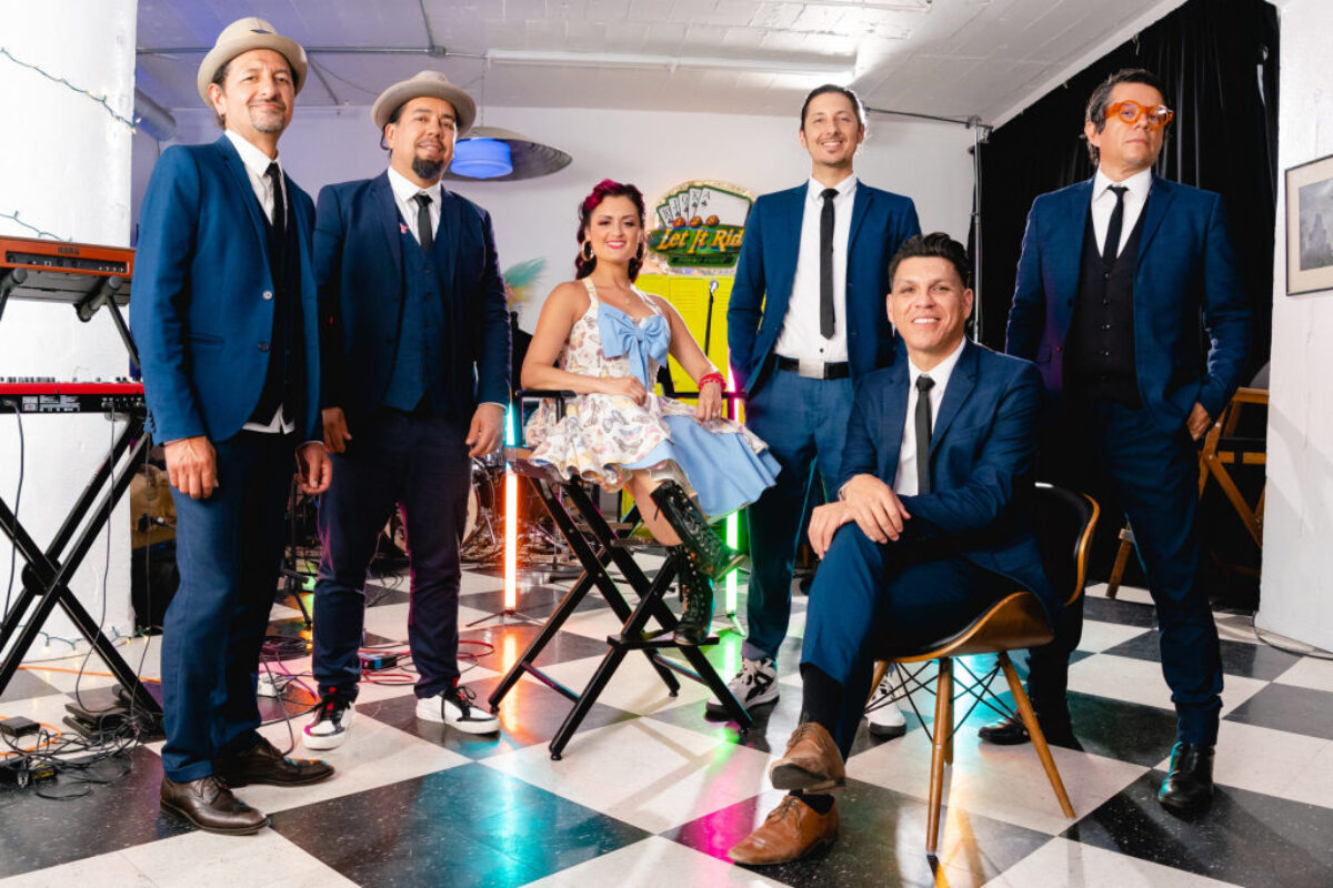 LAS CAFETERAS Group Image