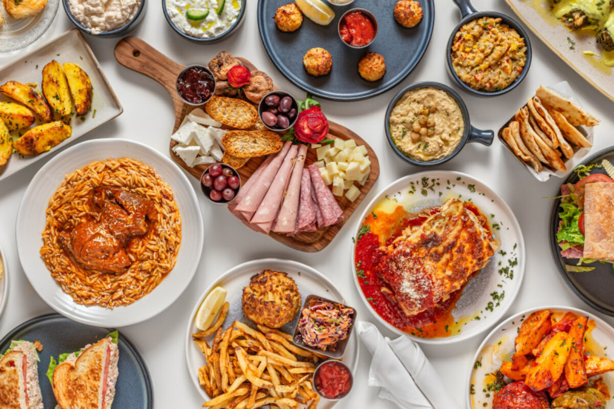 Plaka Spread