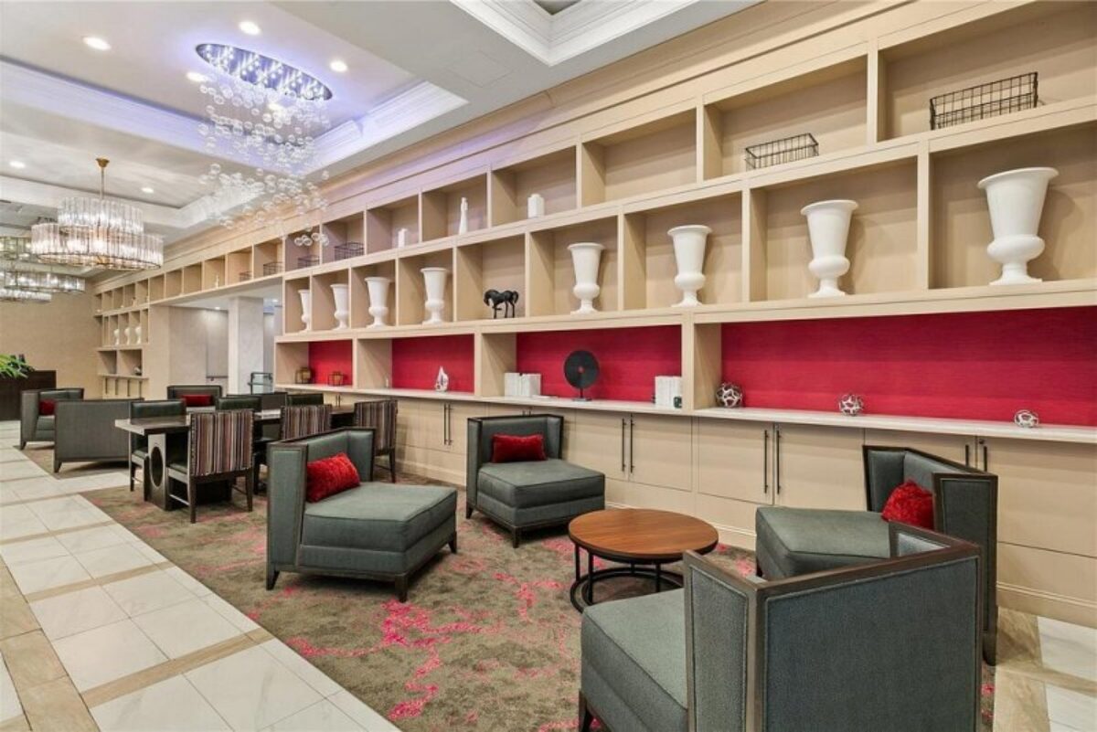 Sonesta Hotel Baltimore Inner Harbor lobby