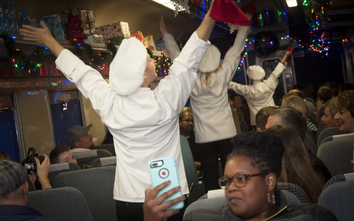 THE POLAR EXPRESS: Train Ride