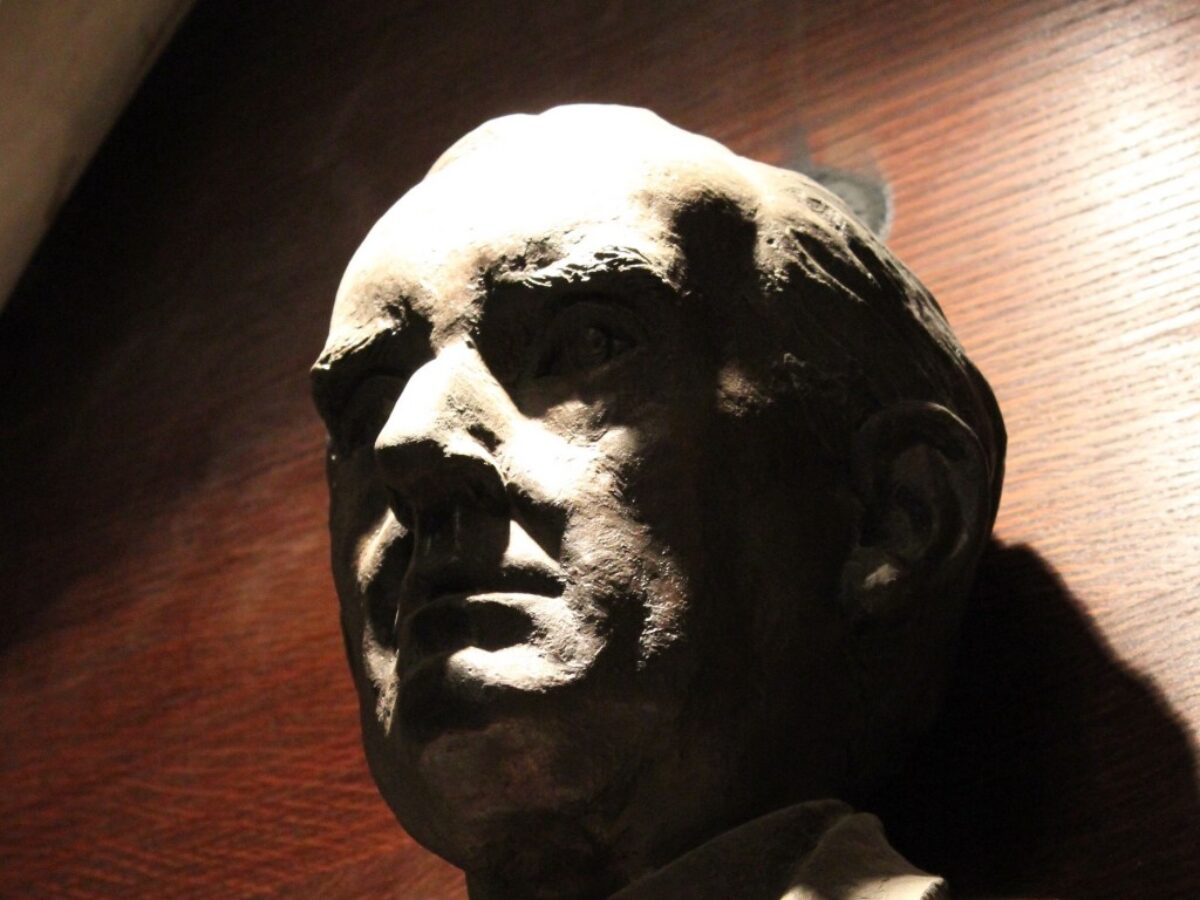 Profs & Pints Baltimore: Tolkien's Fight Against Futurism