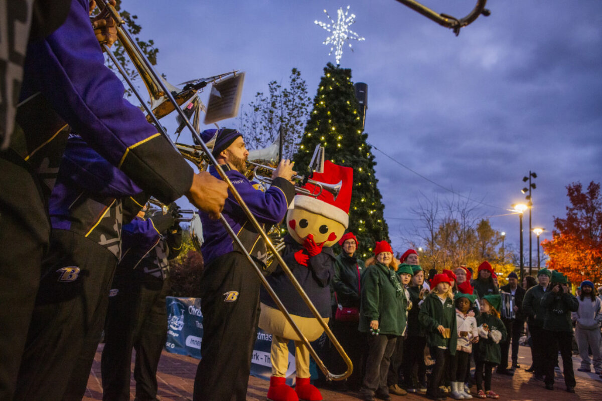 Tree Lighting Ceremony at Christmas Village in Baltimore | Visit Baltimore, image size:1200x800