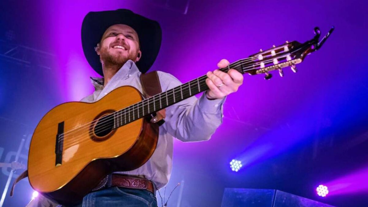 Cody Johnson Live In Concert