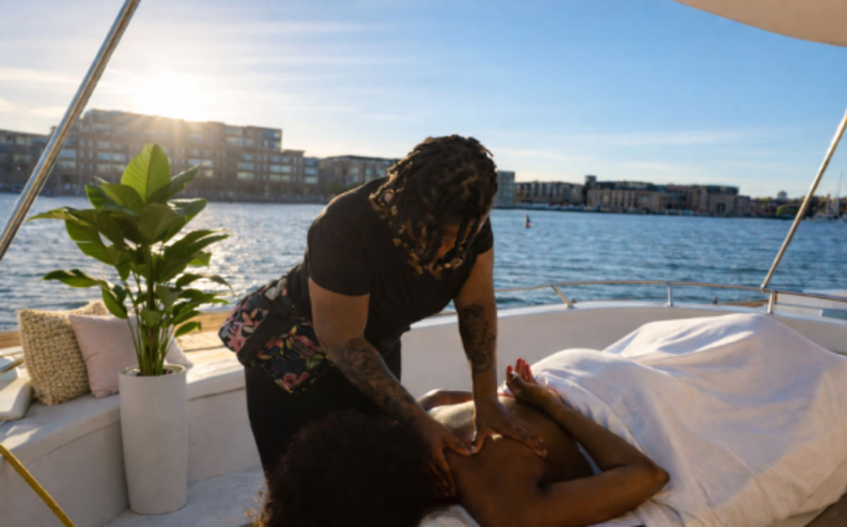 Floating Massages