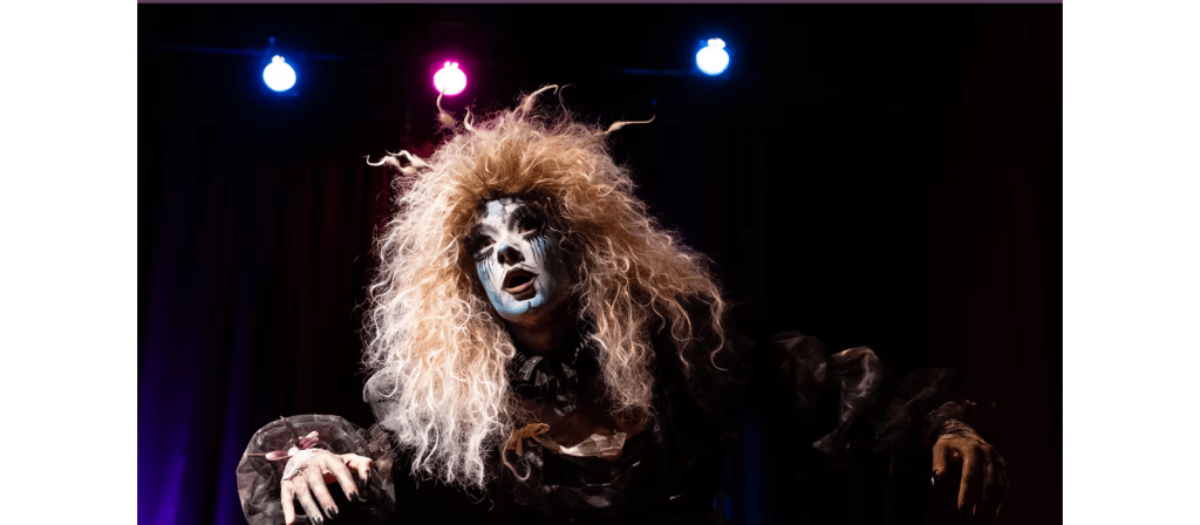 puppet with white/blonde hair