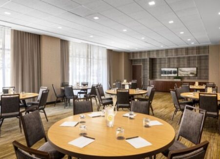 Courtyard Baltimore Downtown/McHenry Row